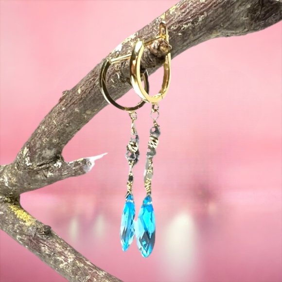 18k Gold Swiss Blue Topaz Earrings - Celebrate December Birthstone Brilliance - Picture 9 of 9